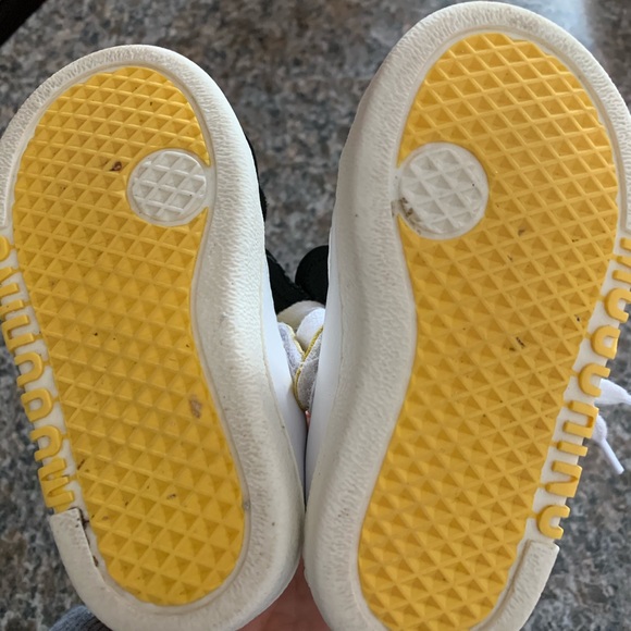 Moschino Toddler Teddy Leather Sneakers - Picture 6 of 6